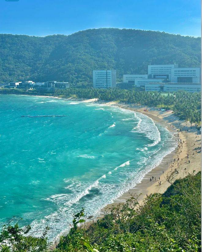 攻略分享海南三亚报团程+攻略分享OG真人海南旅游：跟团游5天4晚(图1)